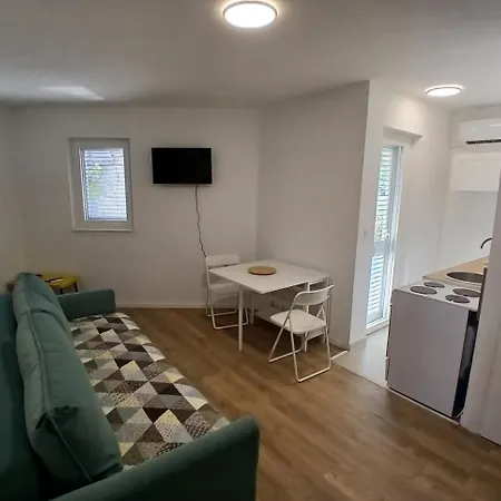 Seaesta Vito Apartamento *